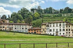 Bergamo, storica Villa con giardino
